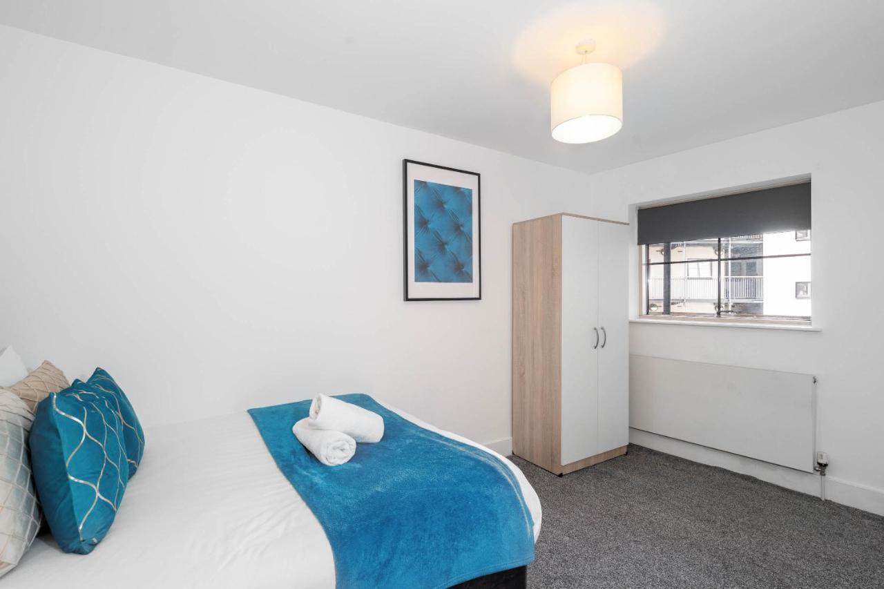 City Centre - Two Bedroom Apartment - Juliet Balcony - Secure Parking - Wifi - Smart Tv Birmingham Exterior photo